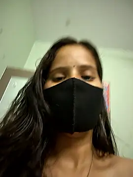 LovelyNidhi online show from 05/01/26, 01:21