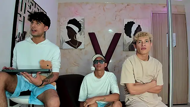 LUCKY BOX2026 online show from 04/28/26, 08:25