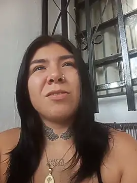 Snapshot of PequenaNena chatting on 07/10/26, 10:01 PequenaNena online show from 07/10/26, 10:01