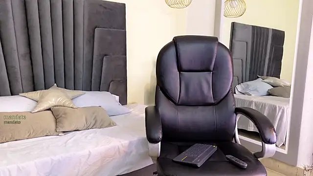 AlannaBlair online show from 05/28/26, 11:57