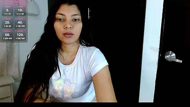 Snapshot of KarlaLoving chatting on 05/21/26, 06:59 KarlaLoving online show from 05/21/26, 06:59