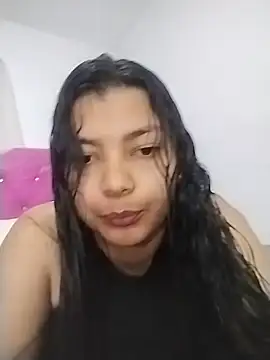 Snapshot of KarlaLoving chatting on 06/20/26, 06:44 KarlaLoving online show from 06/20/26, 06:44