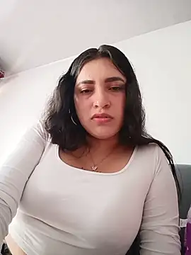 Snapshot of Sky__19 chatting on 06/09/26, 07:47 Sky 19 online show from 06/09/26, 07:47