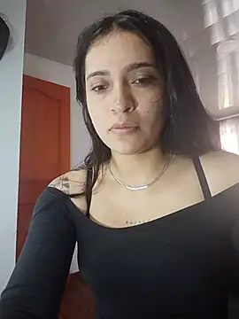 Snapshot of Sky__19 chatting on 06/19/26, 07:50 Sky 19 online show from 06/19/26, 07:50