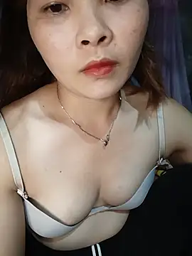 Snapshot of Hazel_Nova chatting on 06/26/26, 11:25 Hazel Nova online show from 06/26/26, 11:25