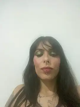 Snapshot of Malevola0 chatting on 05/09/26, 02:39 Malevola0 online show from 05/09/26, 02:39