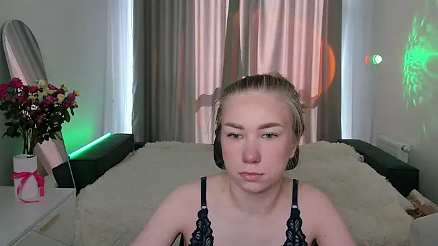 AnnaAlexArti online show from 05/15/26, 03:57
