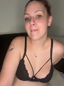 CuteBeaX online show from 06/29/26, 07:03