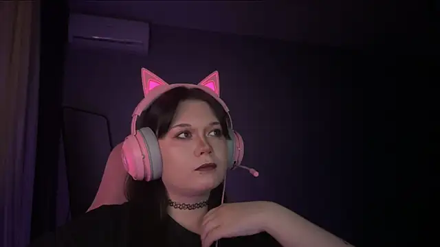 BPDkitty online show from 04/29/26, 07:09