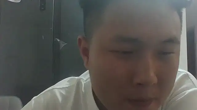 Snapshot of yingtao-888 chatting on 06/19/26, 11:58 yingtao-888 online show from 06/19/26, 11:58