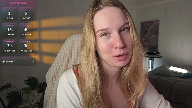 Snapshot of Eve_Sin chatting on 06/17/26, 03:31 Eve Sin online show from 06/17/26, 03:31