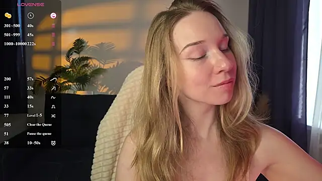 Snapshot of Eve_Sin chatting on 06/28/26, 03:12 Eve Sin online show from 06/28/26, 03:12