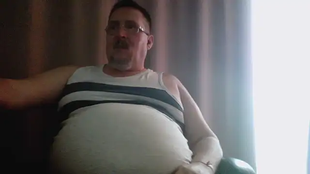Snapshot of Adymby chatting on 06/20/26, 03:37 Adymby online show from 06/20/26, 03:37