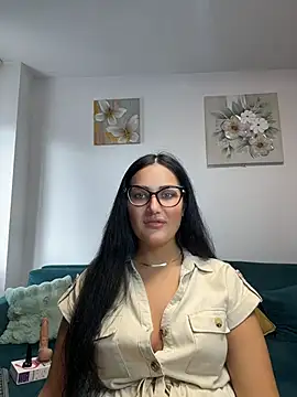 Snapshot of AnyEvyy chatting on 06/23/26, 06:33 AnyEvyy online show from 06/23/26, 06:33