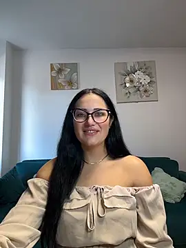 Snapshot of AnyEvyy chatting on 07/10/26, 05:23 AnyEvyy online show from 07/10/26, 05:23