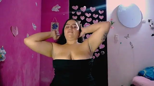 Snapshot of Kiara_tits chatting on 06/01/26, 11:28 Kiara tits online show from 06/01/26, 11:28