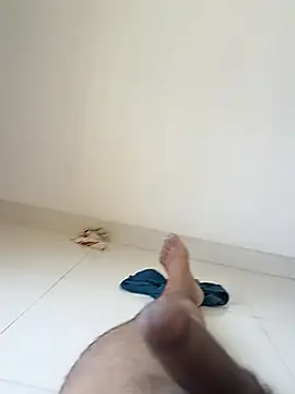 Rohit657600 online show from 06/17/26, 08:06
