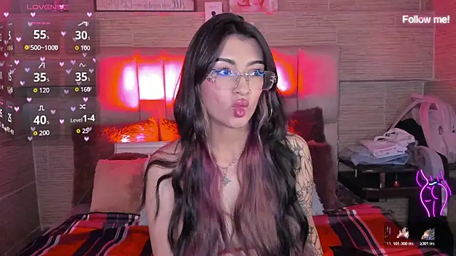 Snapshot of mia_smoke_ chatting on 07/30/26, 10:09 mia smoke online show from 07/30/26, 10:09
