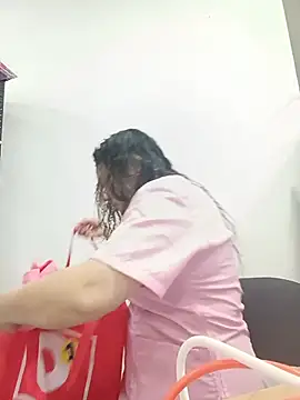 SAMANTHA--02 online show from 05/29/26, 12:47