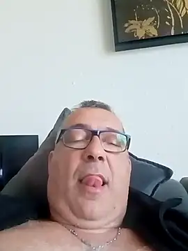 Snapshot of Soloyan chatting on 12/08/24, 03:35 Soloyan online show from 12/08/24, 03:35