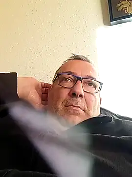 Snapshot of Soloyan chatting on 12/25/24, 10:50 Soloyan online show from 12/25/24, 10:50