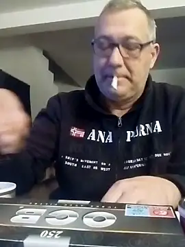 Snapshot of Soloyan chatting on 12/30/24, 05:48 Soloyan online show from 12/30/24, 05:48