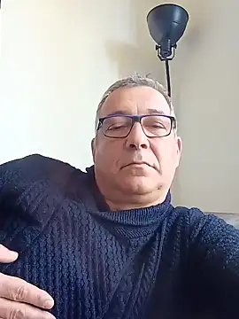 Snapshot of Soloyan chatting on 01/13/25, 12:13 Soloyan online show from 01/13/25, 12:13