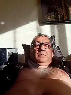 Snapshot of Soloyan chatting on 01/17/25, 08:56 Soloyan online show from 01/17/25, 08:56