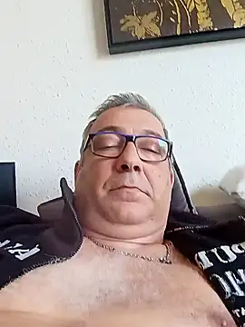 Snapshot of Soloyan chatting on 01/19/25, 12:06 Soloyan online show from 01/19/25, 12:06