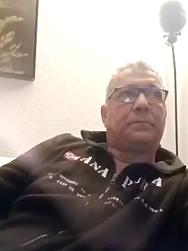 Snapshot of Soloyan chatting on 01/21/25, 06:33 Soloyan online show from 01/21/25, 06:33