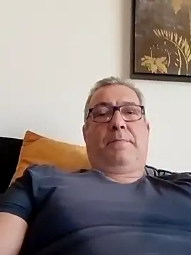 Snapshot of Soloyan chatting on 01/30/25, 01:21 Soloyan online show from 01/30/25, 01:21