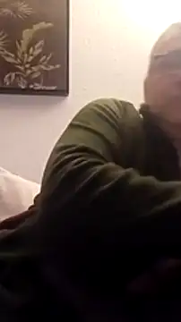 Snapshot of Soloyan chatting on 02/05/25, 06:13 Soloyan online show from 02/05/25, 06:13