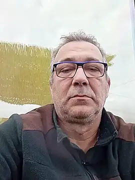 Snapshot of Soloyan chatting on 02/12/25, 12:33 Soloyan online show from 02/12/25, 12:33