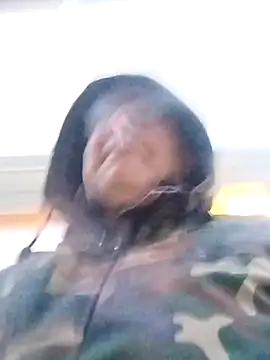 Snapshot of Soloyan chatting on 02/19/25, 06:33 Soloyan online show from 02/19/25, 06:33