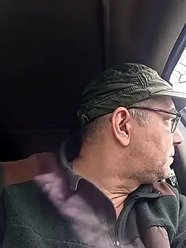 Snapshot of Soloyan chatting on 03/19/25, 02:24 Soloyan online show from 03/19/25, 02:24