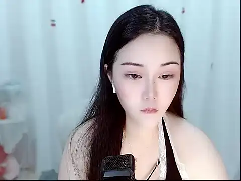 Snapshot of Amy-cnbaby chatting on 05/19/26, 01:33 Amy-cnbaby online show from 05/19/26, 01:33