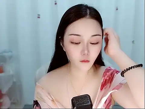 Snapshot of Amy-cnbaby chatting on 06/02/26, 01:29 Amy-cnbaby online show from 06/02/26, 01:29