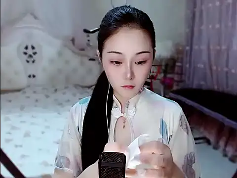Snapshot of Amy-cnbaby chatting on 06/19/26, 01:43 Amy-cnbaby online show from 06/19/26, 01:43
