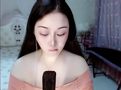 Snapshot of Amy-cnbaby chatting on 06/23/26, 01:36 Amy-cnbaby online show from 06/23/26, 01:36
