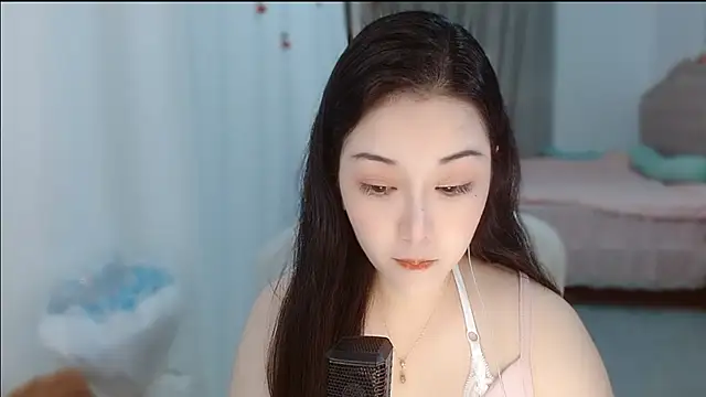 Snapshot of Amy-cnbaby chatting on 08/03/26, 01:59 Amy-cnbaby online show from 08/03/26, 01:59