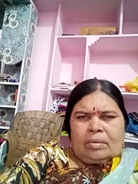 Snapshot of dheepika11 chatting on 05/31/26, 04:03 dheepika11 online show from 05/31/26, 04:03