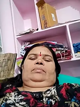 Snapshot of dheepika11 chatting on 06/04/26, 05:46 dheepika11 online show from 06/04/26, 05:46