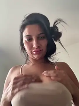 Miss juicybabes online show from 06/01/26, 01:46