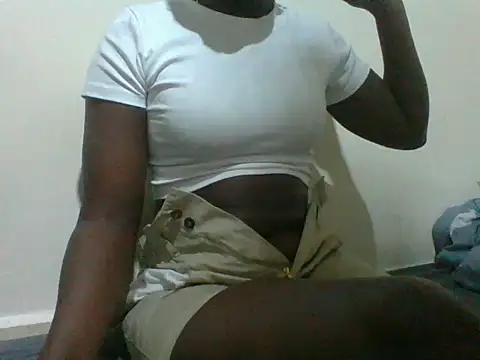 Snapshot of Prettygirl2022 chatting on 06/04/26, 06:14 Prettygirl2022 online show from 06/04/26, 06:14