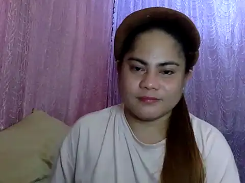 Lucy69-S online show from 05/13/26, 03:59