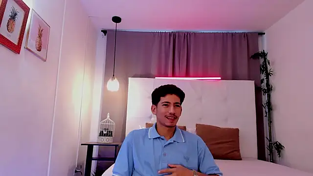 Alejo-and-Thiago online show from 07/25/26, 12:14