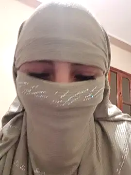 Snapshot of Rahaf_Star chatting on 05/01/26, 02:27 Rahaf Star online show from 05/01/26, 02:27