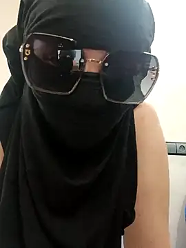 Snapshot of Rahaf_Star chatting on 06/23/26, 11:47 Rahaf Star online show from 06/23/26, 11:47
