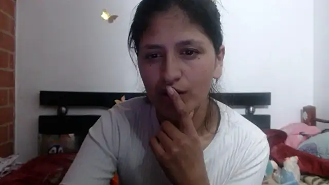 Snapshot of AbbyRose_69 chatting on 06/22/26, 03:47 AbbyRose 69 online show from 06/22/26, 03:47