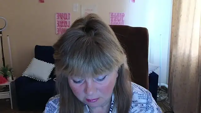 Melania Cook online show from 06/07/26, 04:49
